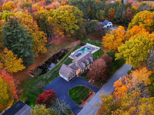 3 Muddy Pond Road, Kensington, NH, 03833 | Card Image