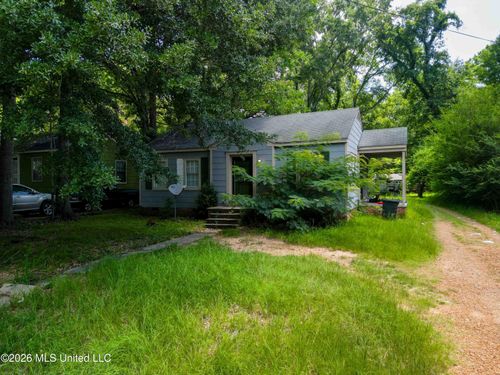 131 Carolyn Avenue, Jackson, MS, 39209 | Card Image