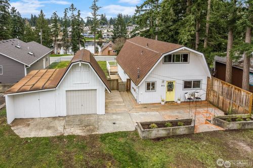 302 Melrose Dr, Camano Island, WA, 98282-8733 | Card Image