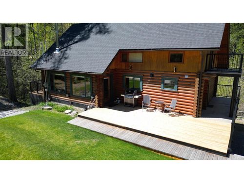 9725 Braunagel Rd, Moyie, BC, V1C | Card Image
