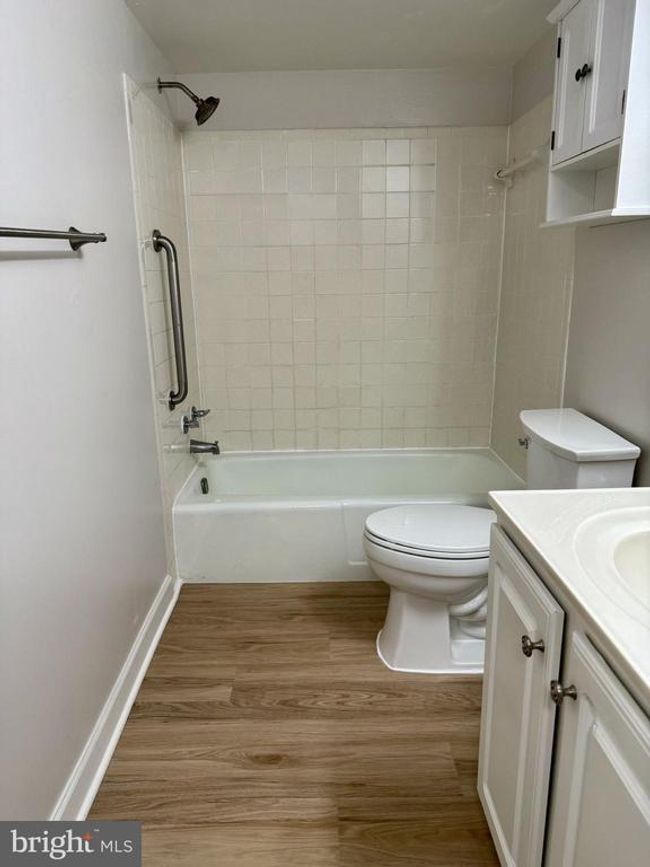 APT-11B - 1520 Northgate Sq, Condo with 2 bedrooms, 1 bathrooms and null parking in RESTON VA | Image 16