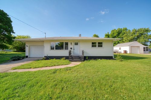 615 Rock St, Jackson, MI, 49202-2431 | Card Image