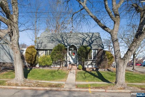 1 Rutan Pl, Bloomfield, NJ, 07003-5430 | Card Image