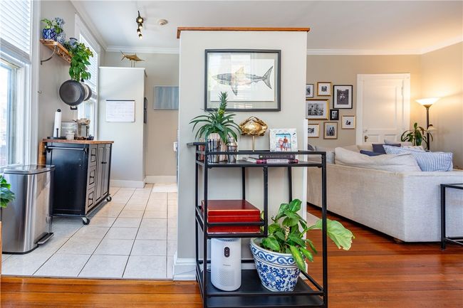 APT-4 - 173 Main St, Condo with 2 bedrooms, 1 bathrooms and 2 parking in East Greenwich RI | Image 20