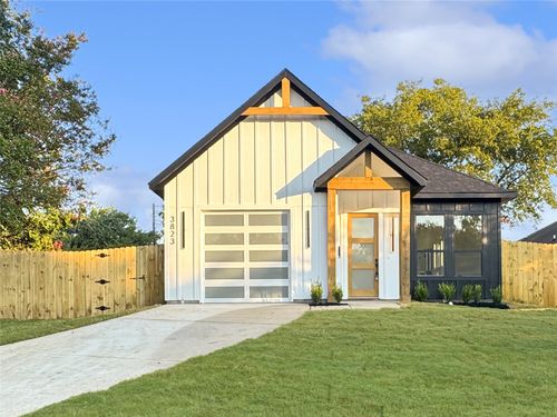 1833 Atlas Dr, Dallas, TX, 75216-8323 | Card Image