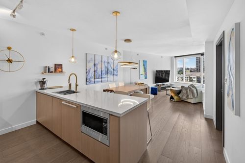 1110-68 Smithe Street, Vancouver, BC, V6B0P4 | Card Image