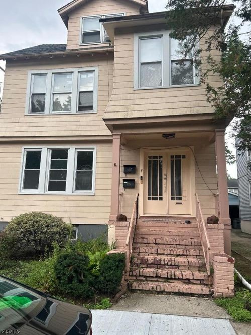 9 Heller Pl, Maplewood, NJ, 07040-1903 | Card Image
