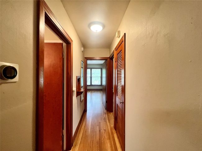 1808 E 38 Th 1/2 St, House other with 2 bedrooms, 2 bathrooms and null parking in Austin TX | Image 6