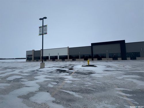 10-11441 15th Ave, North Battleford, SK, S9A3E5 | Card Image