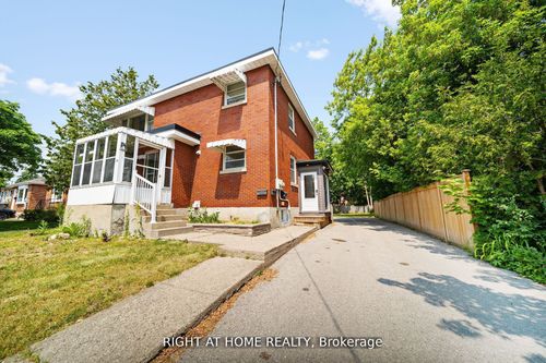 upper-21 Thomson St, Barrie, ON, L4N1X4 | Card Image