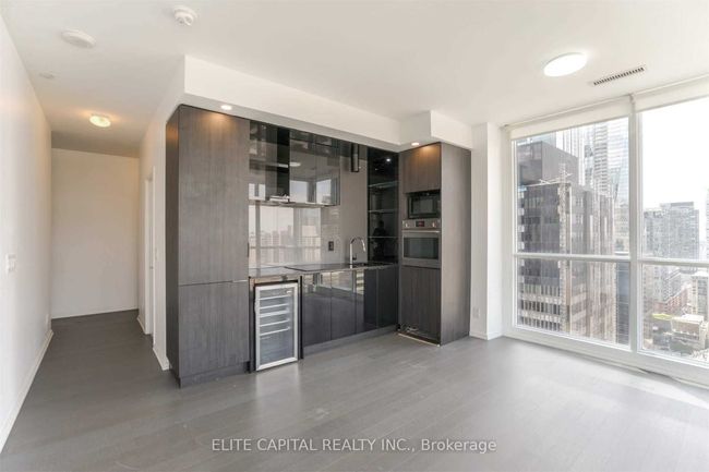 2315 - 70 Temperance St, Condo with 2 bedrooms, 2 bathrooms and 1 parking in Toronto ON | Image 27