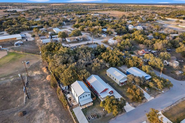 904 Central Blvd, House other with 3 bedrooms, 2 bathrooms and null parking in Bertram TX | Image 4
