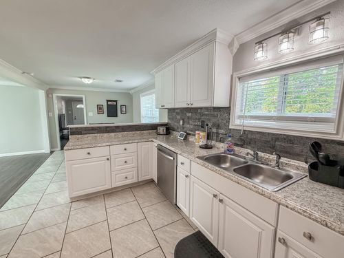 4901 Elm St, Seabrook, TX, 77586-1909 | Card Image