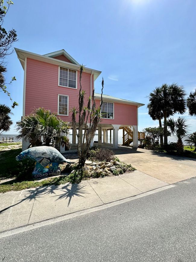 660 1 St St, House other with 3 bedrooms, 4 bathrooms and null parking in CEDAR KEY FL | Image 54