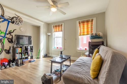 1805 Wylie St, PHILADELPHIA, PA, 19130-2126 | Card Image