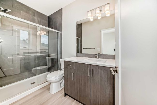 214 Shawnee Square Sw, Townhouse with 2 bedrooms, 3 bathrooms and 3 parking in Calgary AB | Image 28
