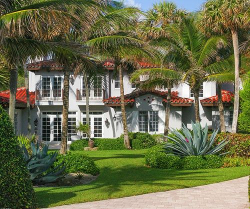 398 S Beach Rd, Jupiter Island, FL, 33455-2609 | Card Image