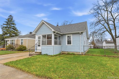 1979 Martin Rd, Ferndale, MI, 48220-2074 | Card Image