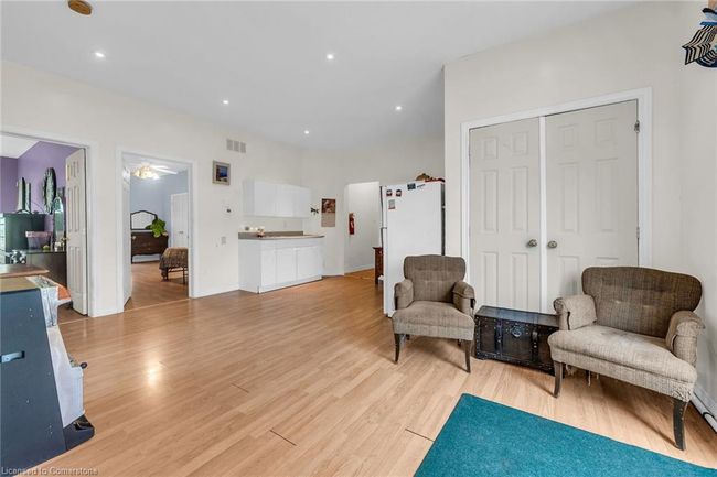 7 Robinson St S, House other with 6 bedrooms, 2 bathrooms and 8 parking in Grimsby ON | Image 24