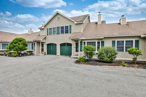 72 Mountain Village Rd, Windham, NH, 03087-1357 | Card Image