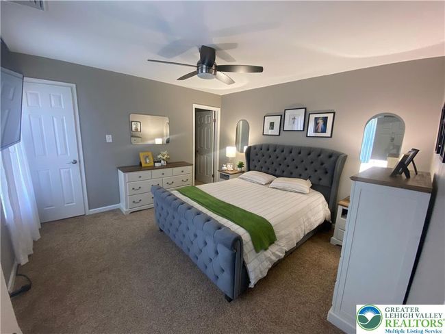 321 Charles St, House other with 3 bedrooms, 3 bathrooms and null parking in Scranton PA | Image 15