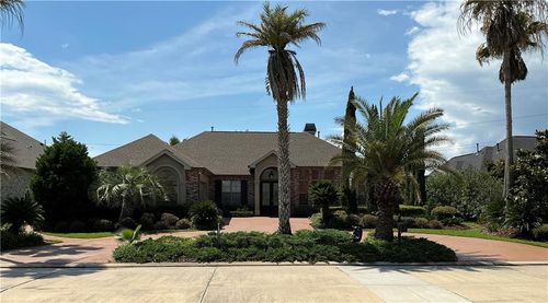 257 E Augusta Ln, Slidell, LA, 70458-8828 | Card Image
