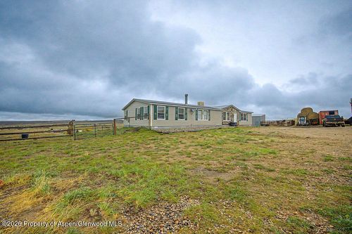 120 Linda Vista Rd, Craig, CO, 81625-8705 | Card Image