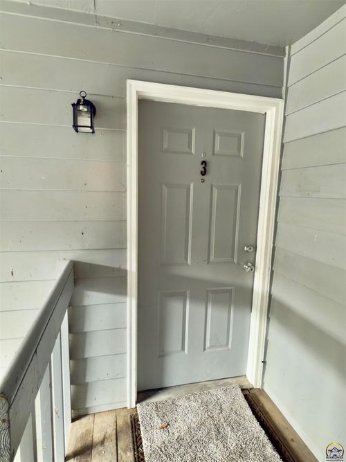 apt-3-501 Colorado St, Lawrence, KS, 66044-6723 | Card Image