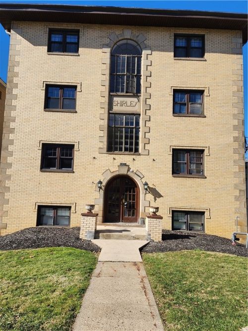 apt-5-674 Florida Ave, Mt. Lebanon, PA, 15228-2058 | Card Image