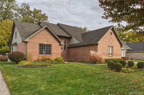 21536 Hunter Cir N, Taylor, MI, 48180-6351 | Card Image
