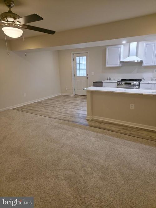 407 Apricot St, STAFFORD, VA, 22554-2561 | Card Image