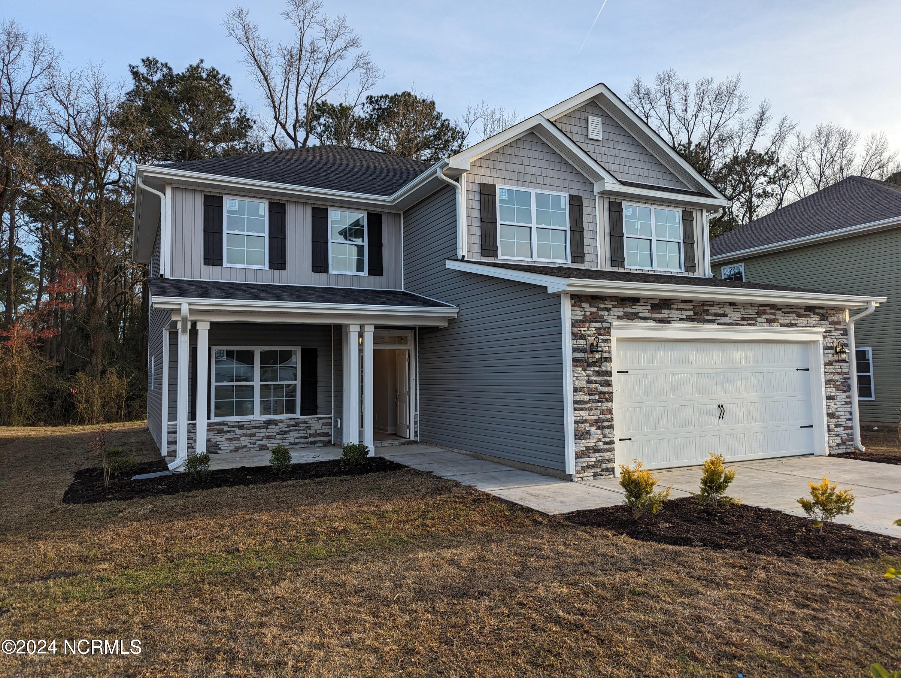 Eakins Ln, Richlands, NC 28574