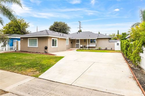 1313 E Merona Pl, Anaheim, CA, 92805 | Card Image