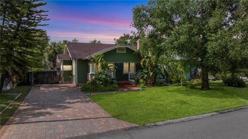 216 W South Ave, TAMPA, FL, 33603-2049 | Card Image