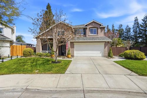 881 Tulare Dr, Tracy, CA, 95304-5831 | Card Image