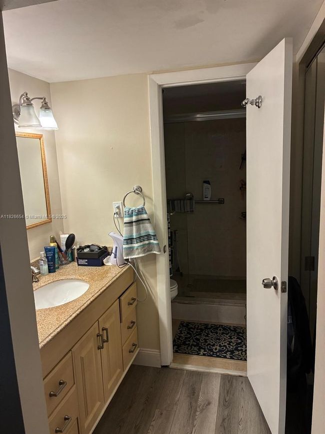 APT-504 - 1100 Colony Point Cir, Condo with 2 bedrooms, 2 bathrooms and null parking in Pembroke Pines FL | Image 14
