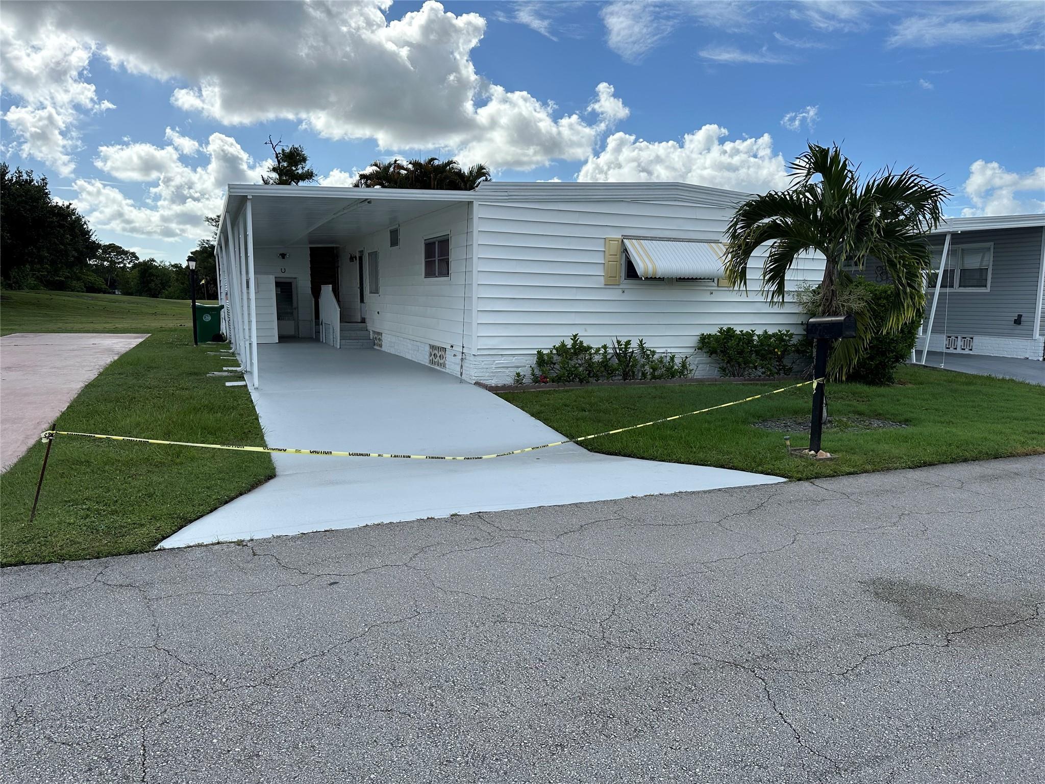 83rd Ave, Davie, FL 33324