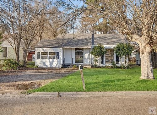 849 Singapore Dr, Wake Village, TX, 75501-6151 | Card Image