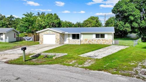1274 Pondella Cir, NORTH FORT MYERS, FL, 33903-3513 | Card Image