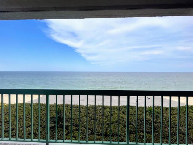 APT-604 - 9900 S Ocean Dr, Condo with 2 bedrooms, 2 bathrooms and null parking in Jensen Beach FL | Image 12
