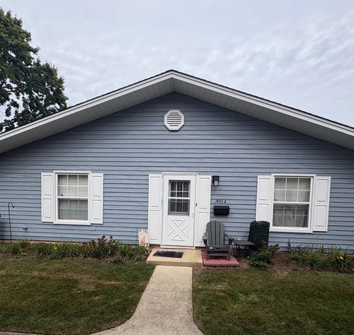 a-1453 Woodcutter Ln, Wheaton, IL, 60189-9118 | Card Image