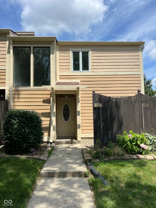 635 Cobblestone Rd, Avon, IN, 46123-8749 | Card Image