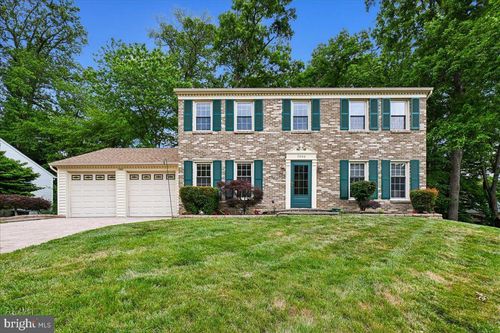 7592 Ruxton Dr, SPRINGFIELD, VA, 22153-3519 | Card Image