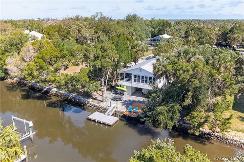 12122 W Gulf Breeze Ct, Crystal River, FL, 34429-5244 | Card Image