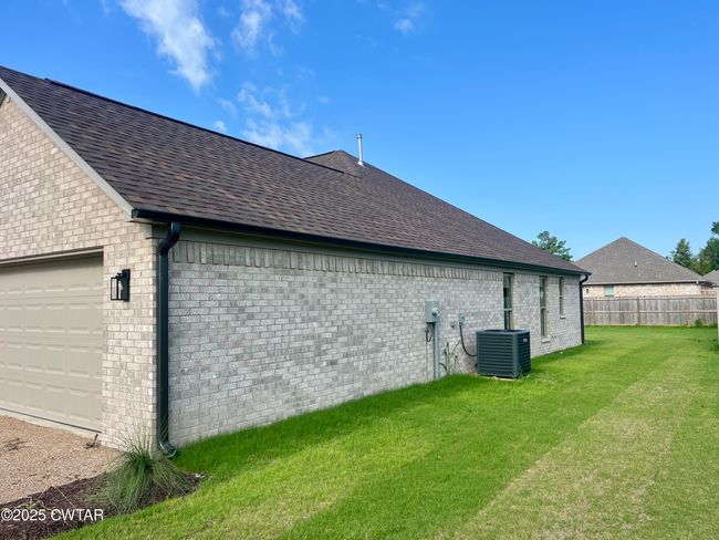 23 Grande Pines Cv, House other with 3 bedrooms, 2 bathrooms and 2 parking in Jackson TN | Image 5