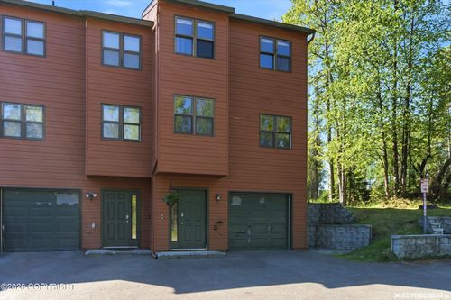 d-3102 Willow St, Anchorage, AK, 99517-1962 | Card Image