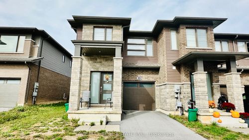 89 Acacia Rd, Fonthill, ON, L0S1E6 | Card Image