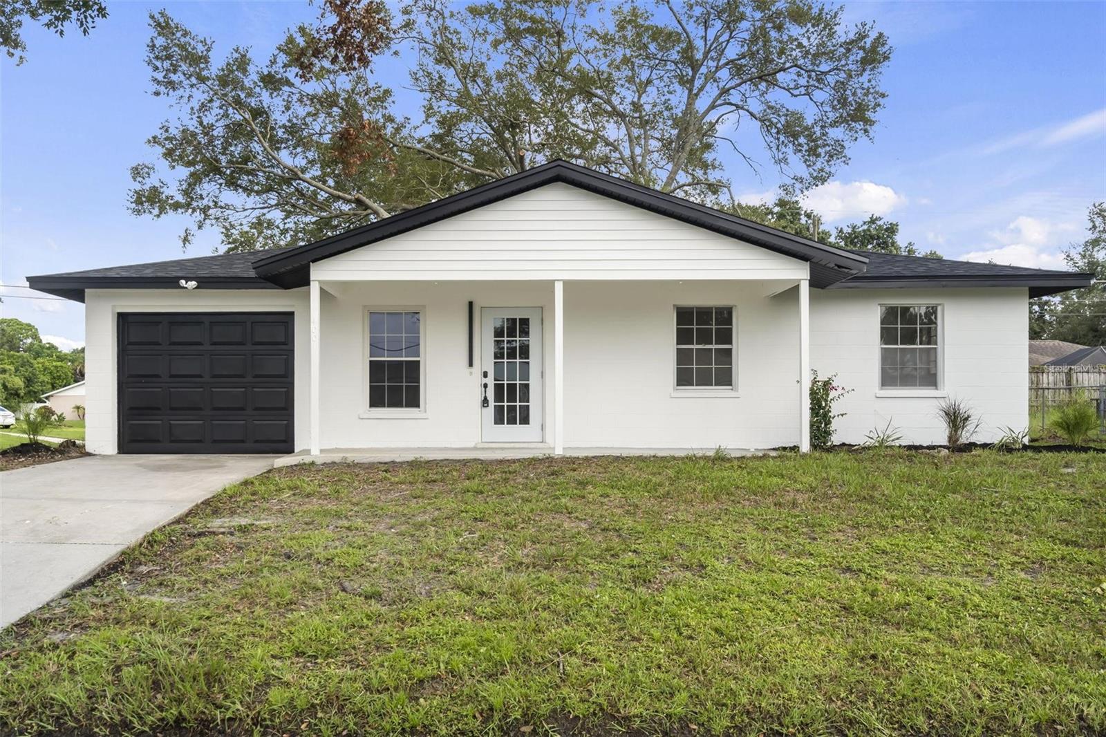 Westminster Dr, Sarasota, FL 34241