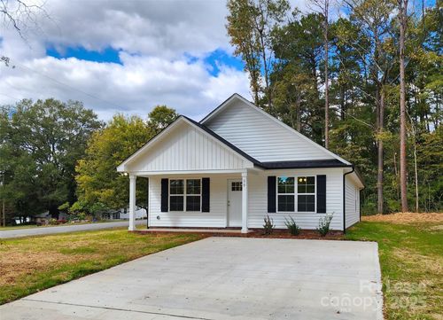 30 Stricker Ave Nw, Concord, NC, 28027-5918 | Card Image