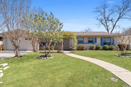 7706 Mertz Dr, San Antonio, TX, 78216-6811 | Card Image